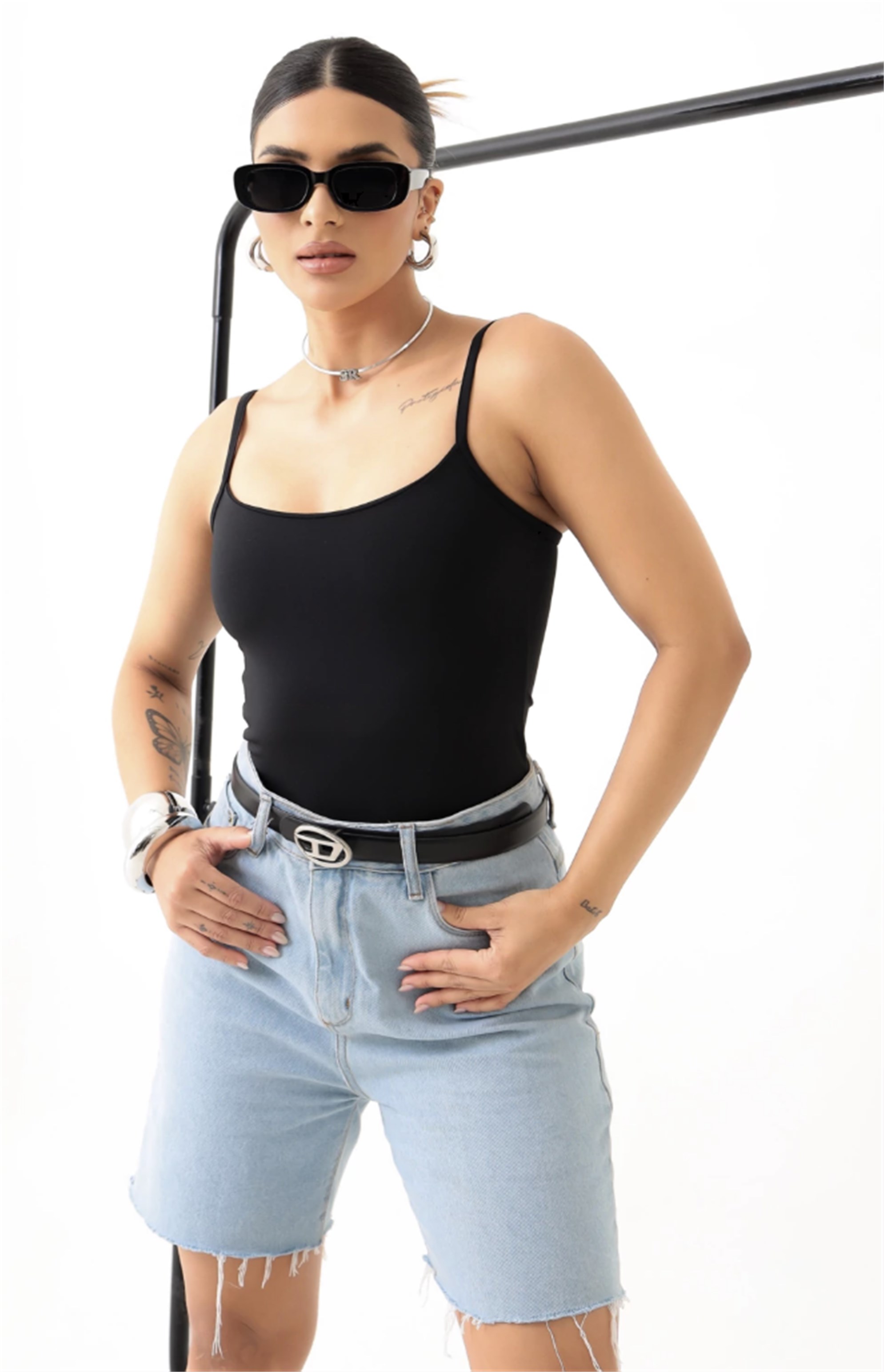 REGATA FEMININA ALÇA FINA